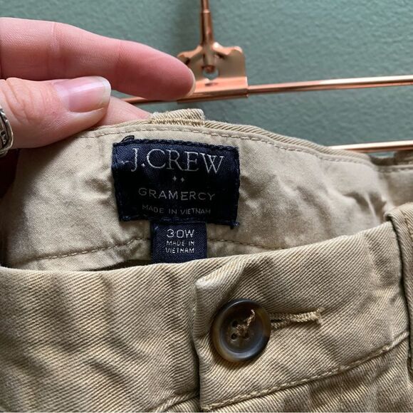 J. Crew Khaki Gramercy Shorts size 30 - Picture 2 of 4